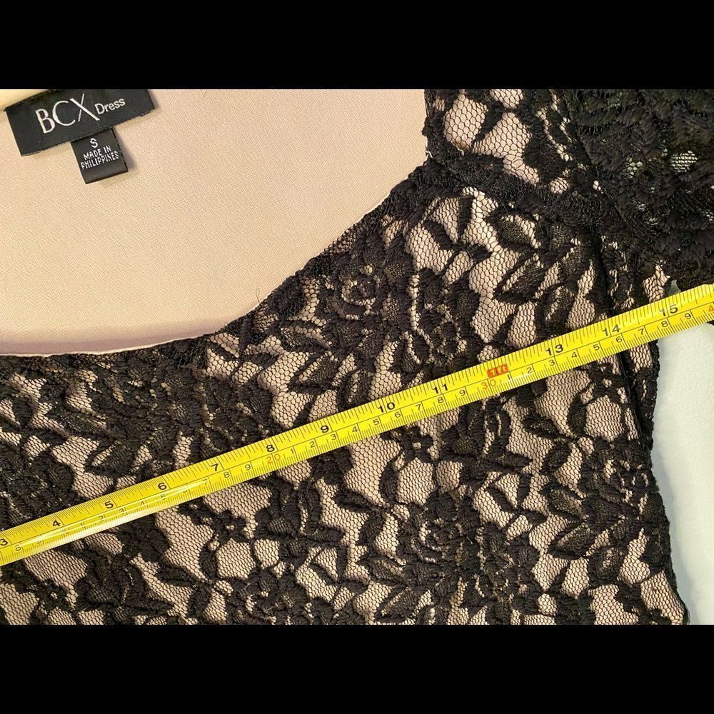 Floral Lace Dress - Picture 8 of 13